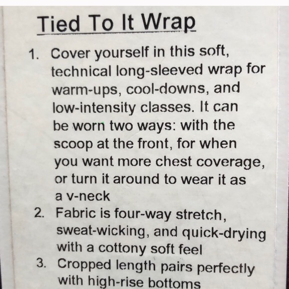 HP🎉🎊NWT LULULEMON TOP - Picture 6 of 6